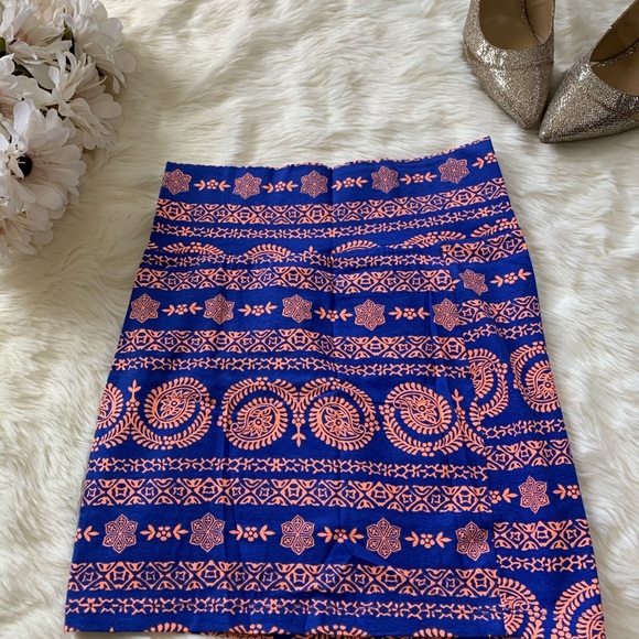 Skirt - Picture 4 of 5